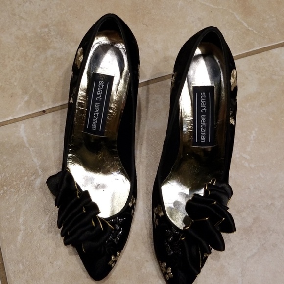 Stuart Weitzman Shoes - Velvet shoes